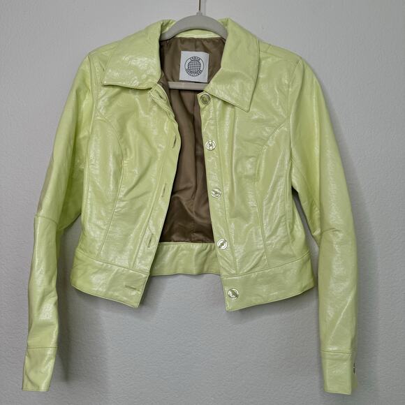 Urban Outfitters Xander Vinyl Cropped Jacket in Lime - Picture 4 of 10